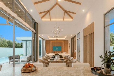 Вилла с бассейном в The Ozone Campus Villa, Пхукет, Таиланд, 394 м2