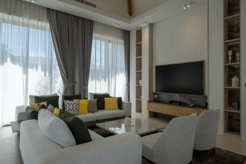 Вилла с бассейном в Layan Lucky Villas II, Пхукет, Таиланд, 460 м2