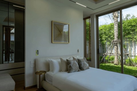 Вилла с бассейном в Layan Lucky Villas II, Пхукет, Таиланд, 460 м2