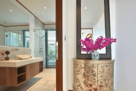 Вилла с бассейном в The Lake House, Пхукет, Таиланд, 300 м2