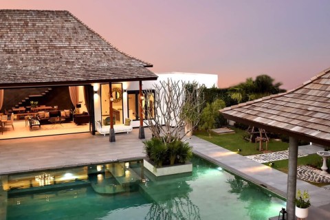 Вилла с бассейном в The Lake House, Пхукет, Таиланд, 450 м2