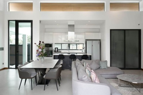 Вилла с бассейном в The Lake House, Пхукет, Таиланд, 450 м2