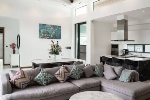 Вилла с бассейном в The Lake House, Пхукет, Таиланд, 450 м2