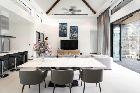 Вилла с бассейном в The Lake House, Пхукет, Таиланд, 450 м2