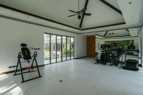 Вилла с бассейном в The Lake House, Пхукет, Таиланд, 488 м2