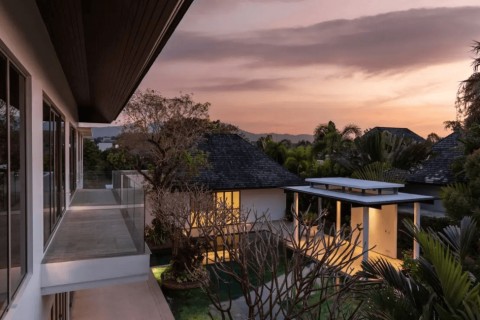 Вилла с бассейном в The Lake House, Пхукет, Таиланд, 488 м2