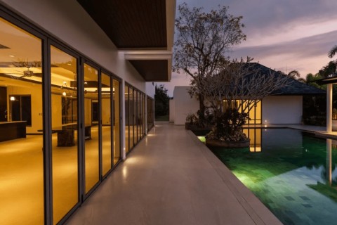 Вилла с бассейном в The Lake House, Пхукет, Таиланд, 488 м2