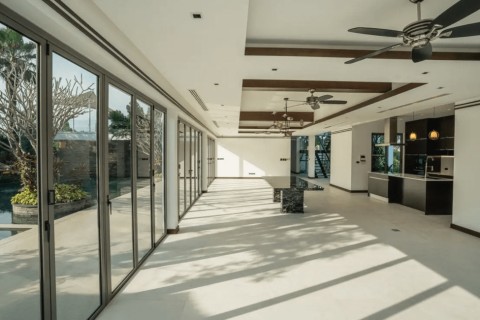 Вилла с бассейном в The Lake House, Пхукет, Таиланд, 488 м2