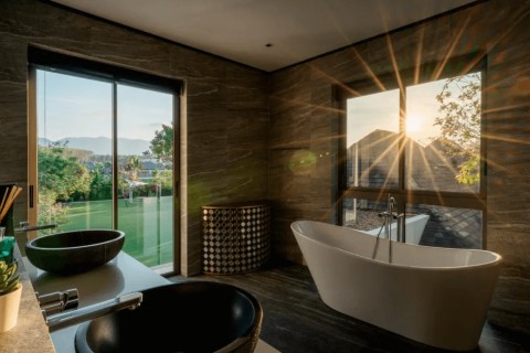 Вилла с бассейном в The Lake House, Пхукет, Таиланд, 488 м2