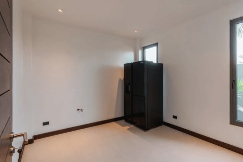 Вилла с бассейном в The Lake House, Пхукет, Таиланд, 488 м2