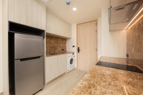 1-комнатная квартира в The Ozone Condominium, Пхукет, Таиланд, 42 м2