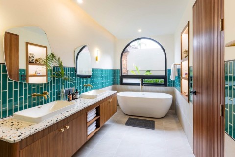 Аренда виллы на Пхукете в The Glorious Villas Suksan 2, Раваи, дом с 4 спальнями, площадь 300 м2