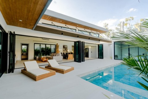 Аренда виллы на Пхукете в Lucky Layan Villas, Лаян, дом с 4 спальнями, площадь 352 м2