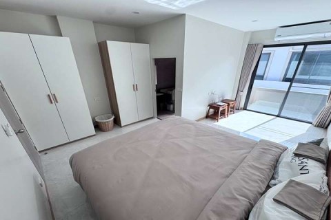 Аренда четырехкомнатной виллы Bay Sand Villa by Jai House на Пхукете, дом c 3 спальнями, Чалонг, площадь 200 м2