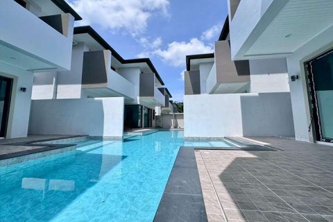 Аренда четырехкомнатной виллы Bay Sand Villa by Jai House на Пхукете, дом c 3 спальнями, Чалонг, площадь 200 м2