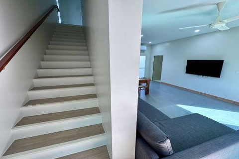 Аренда четырехкомнатной виллы Bay Sand Villa by Jai House на Пхукете, дом c 3 спальнями, Чалонг, площадь 200 м2