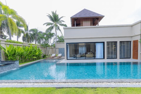 Вилла с бассейном в The Residence Resort, Пхукет, Таиланд, 499 м2