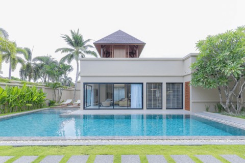 Вилла с бассейном в The Residence Resort, Пхукет, Таиланд, 499 м2