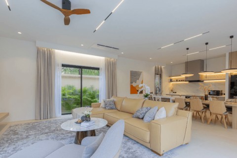 Вилла с бассейном в The Residence Resort, Пхукет, Таиланд, 499 м2