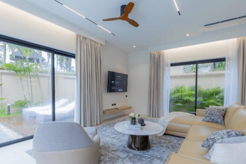 Вилла с бассейном в The Residence Resort, Пхукет, Таиланд, 499 м2