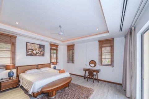 Вилла с бассейном в The Residence Resort, Пхукет, Таиланд, 440 м2
