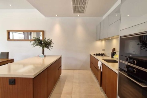 Аренда виллы на Пхукете в Anchan Flora, дом с 2 спальнями и бассейном, 296 м2