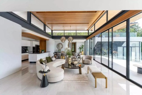 4-комнатная вилла с бассейном в Botanica SKY VALLEY, Пхукет, Таиланд, 625 м2
