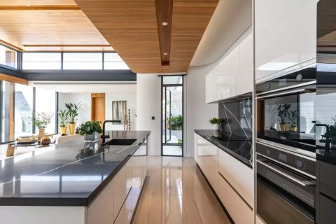4-комнатная вилла с бассейном в Botanica SKY VALLEY, Пхукет, Таиланд, 625 м2