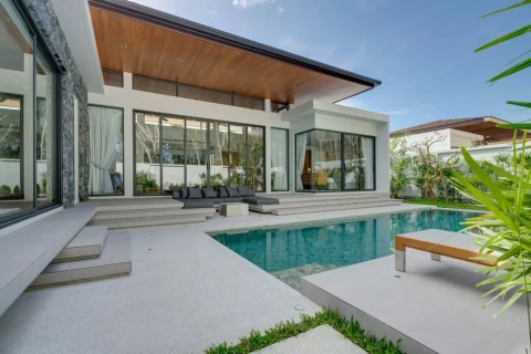 Вилла с бассейном в Botanica Modern Loft 2, Пхукет, Таиланд, 288 м2