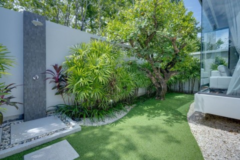 Вилла с бассейном в Botanica Modern Loft, Пхукет, Таиланд, 425 м2