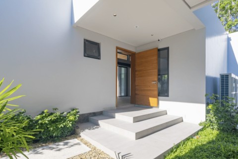 Вилла с бассейном в Botanica Modern Loft, Пхукет, Таиланд, 425 м2