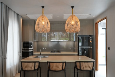 Вилла с бассейном в Botanica Modern Loft, Пхукет, Таиланд, 173 м2