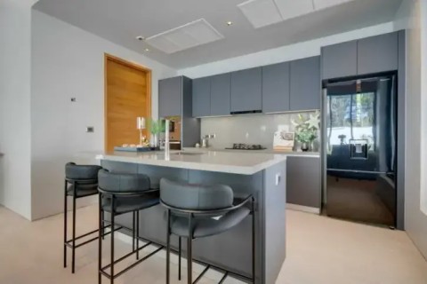 Вилла с бассейном в Botanica Modern Loft, Пхукет, Таиланд, 288 м2