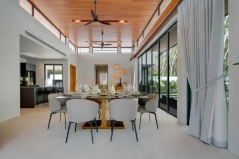 Вилла с бассейном в Botanica Modern Loft, Пхукет, Таиланд, 288 м2