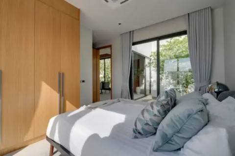 Вилла с бассейном в Botanica Modern Loft, Пхукет, Таиланд, 288 м2