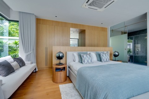 Вилла с бассейном в Botanica Modern Loft, Пхукет, Таиланд, 330 м2