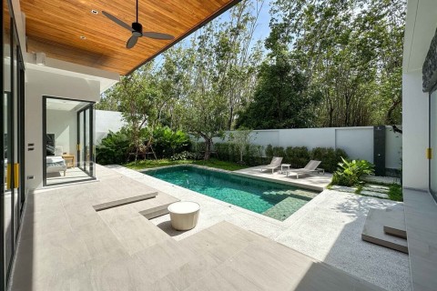 Вилла с бассейном в Botanica Modern Loft, Пхукет, Таиланд, 360 м2