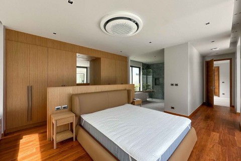 Вилла с бассейном в Botanica Modern Loft, Пхукет, Таиланд, 360 м2