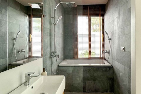 Вилла с бассейном в Botanica Modern Loft, Пхукет, Таиланд, 360 м2