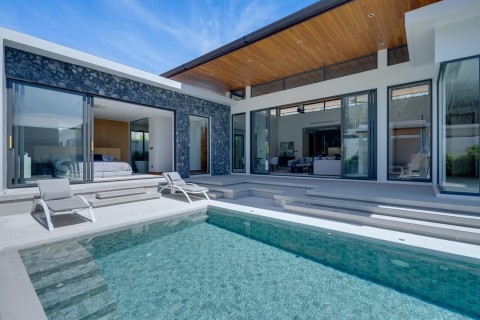 Вилла с бассейном в Botanica Modern Loft, Пхукет, Таиланд, 414 м2