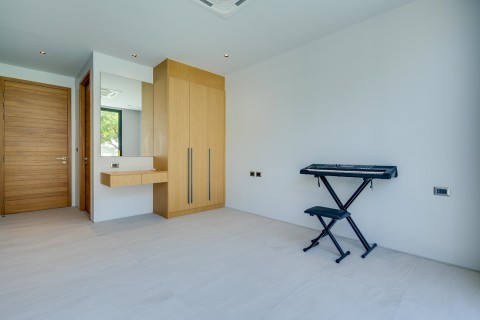 Вилла с бассейном в Botanica Modern Loft, Пхукет, Таиланд, 414 м2