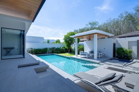 Вилла с бассейном в Botanica Modern Loft, Пхукет, Таиланд, 414 м2