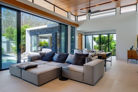 Вилла с бассейном в Botanica Modern Loft, Пхукет, Таиланд, 414 м2