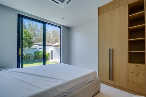 Вилла с бассейном в Botanica Modern Loft, Пхукет, Таиланд, 414 м2