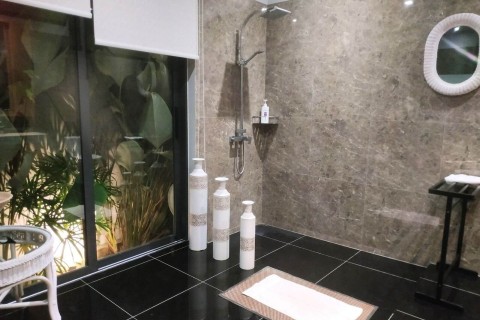 Вилла с бассейном в Botanica Modern Loft, Пхукет, Таиланд, 214 м2