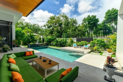 Вилла с бассейном в Botanica Modern Loft, Пхукет, Таиланд, 214 м2