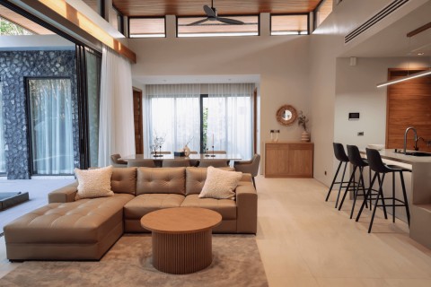 Вилла с бассейном в Botanica Modern Loft, Пхукет, Таиланд, 200 м2