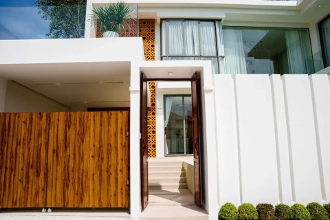 Вилла с бассейном в Alisa Pool Villa, Пхукет, Таиланд, 225 м2