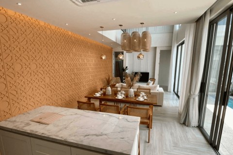 Вилла с бассейном в Alisa Pool Villa, Пхукет, Таиланд, 255 м2