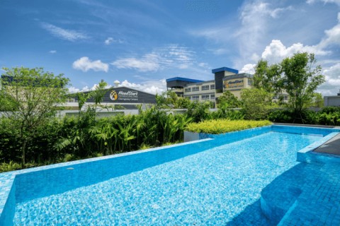 Вилла с бассейном в Clover Residence, Пхукет, Таиланд, 352 м2